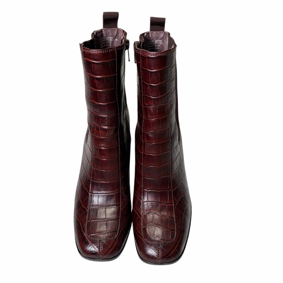 Deltan Mahogany Brown Crocodile Embossed Leather Block Heel Boots Size 7.5 - Picture 3 of 11